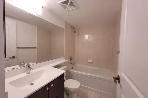 1060 Sheppard Avenue, Toronto, ON M3J 0G7