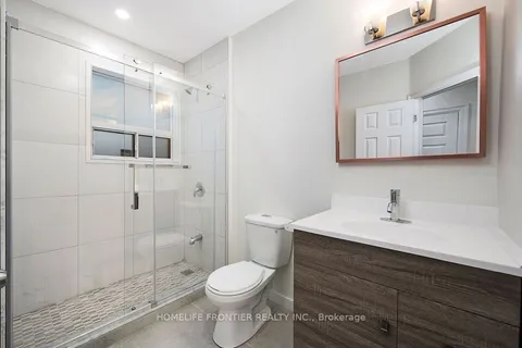 46 Cowan Avenue, Toronto, ON M6K 2N4