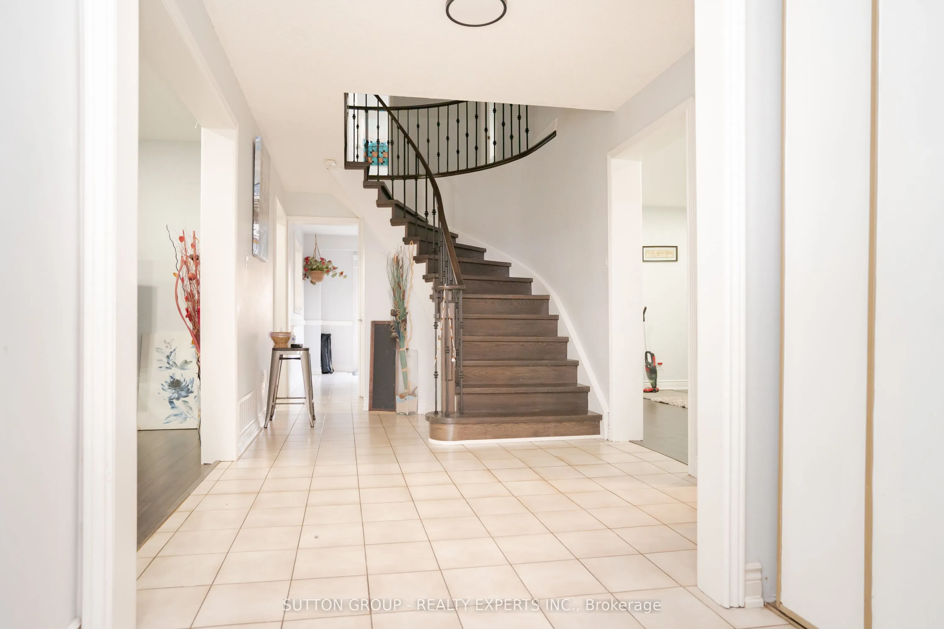 463 Rutherford Road, Brampton, ON L6V 3R8