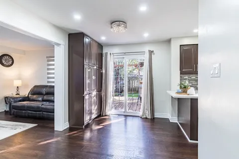 55 Castlehill Road, Brampton, ON L6X 4C9