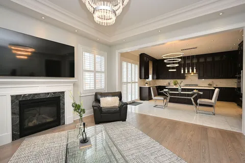 171 Belmore Court, Milton, ON L9E 1H5