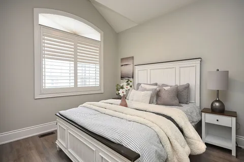 171 Belmore Court, Milton, ON L9E 1H5
