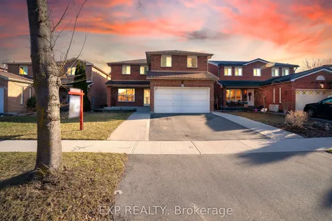 48 La Rose Court, Brampton, ON L6Z 2T7