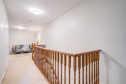 2290 Highcroft Road, Oakville, ON L6M 4Y4