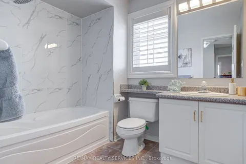 3 White Tail Crescent, Brampton, ON L6Y 5C4