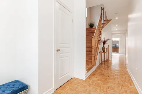 10 Natronia Trail, Brampton, ON L6P 3N1