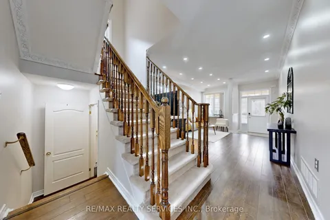 24 Amaranth Crescent, Brampton, ON L7A 0L7