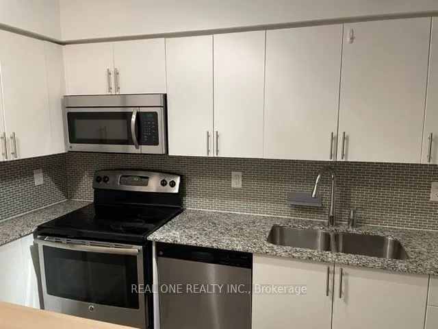 830 Lawrence Ave Avenue, ON M6A 1C3