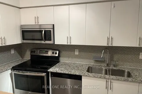 830 Lawrence Ave Avenue, Toronto, ON M6A 1C3