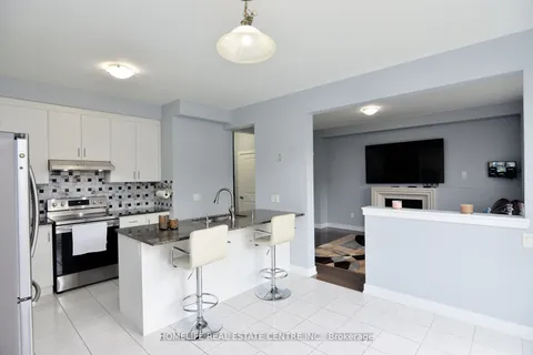 11 Villadowns Trail, Brampton, ON L6R 3V6