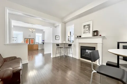 232 Niagara Trail, Halton Hills, ON L7G 0M4