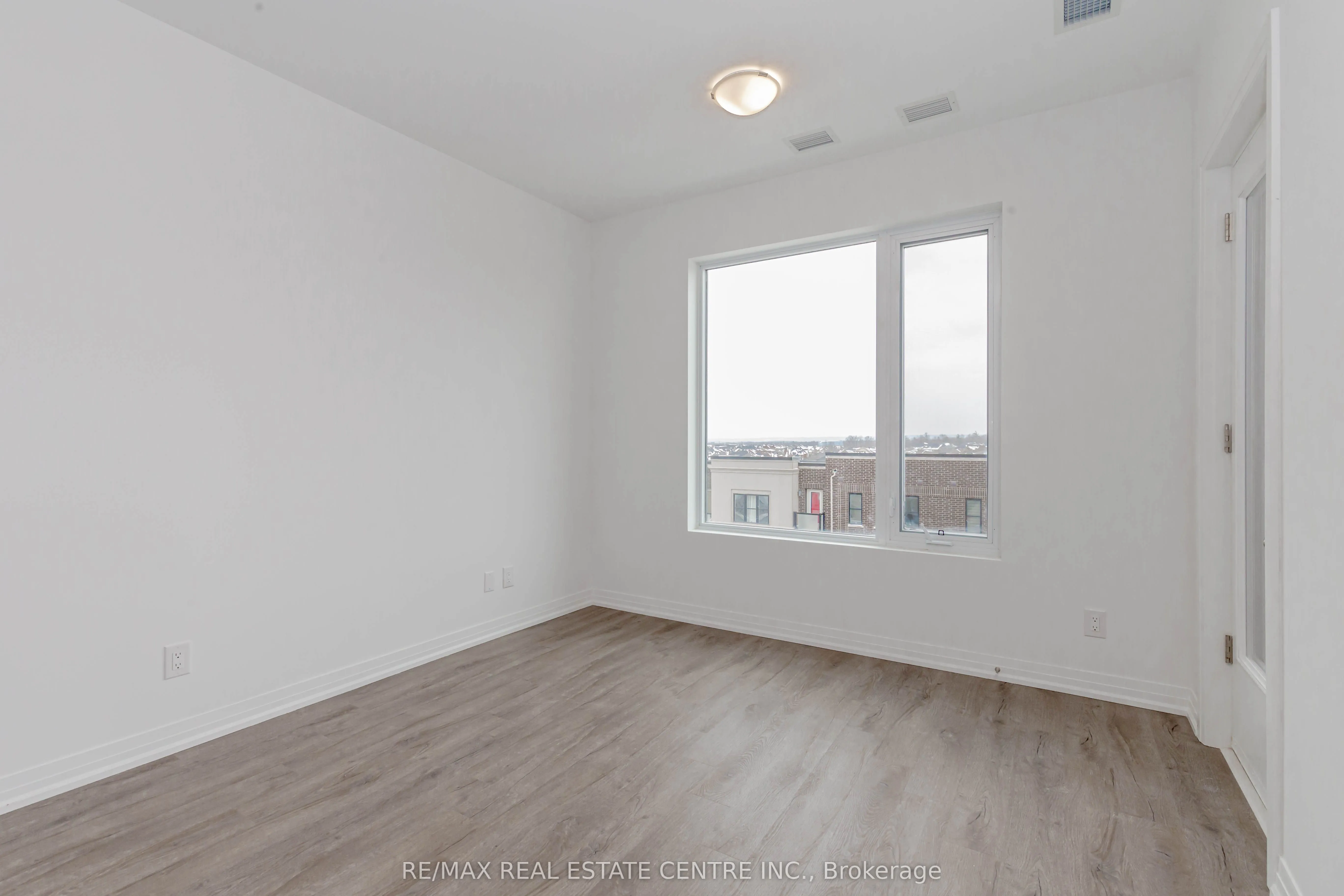 3285 Carding Mill Trail, Oakville, ON L6M 1S1