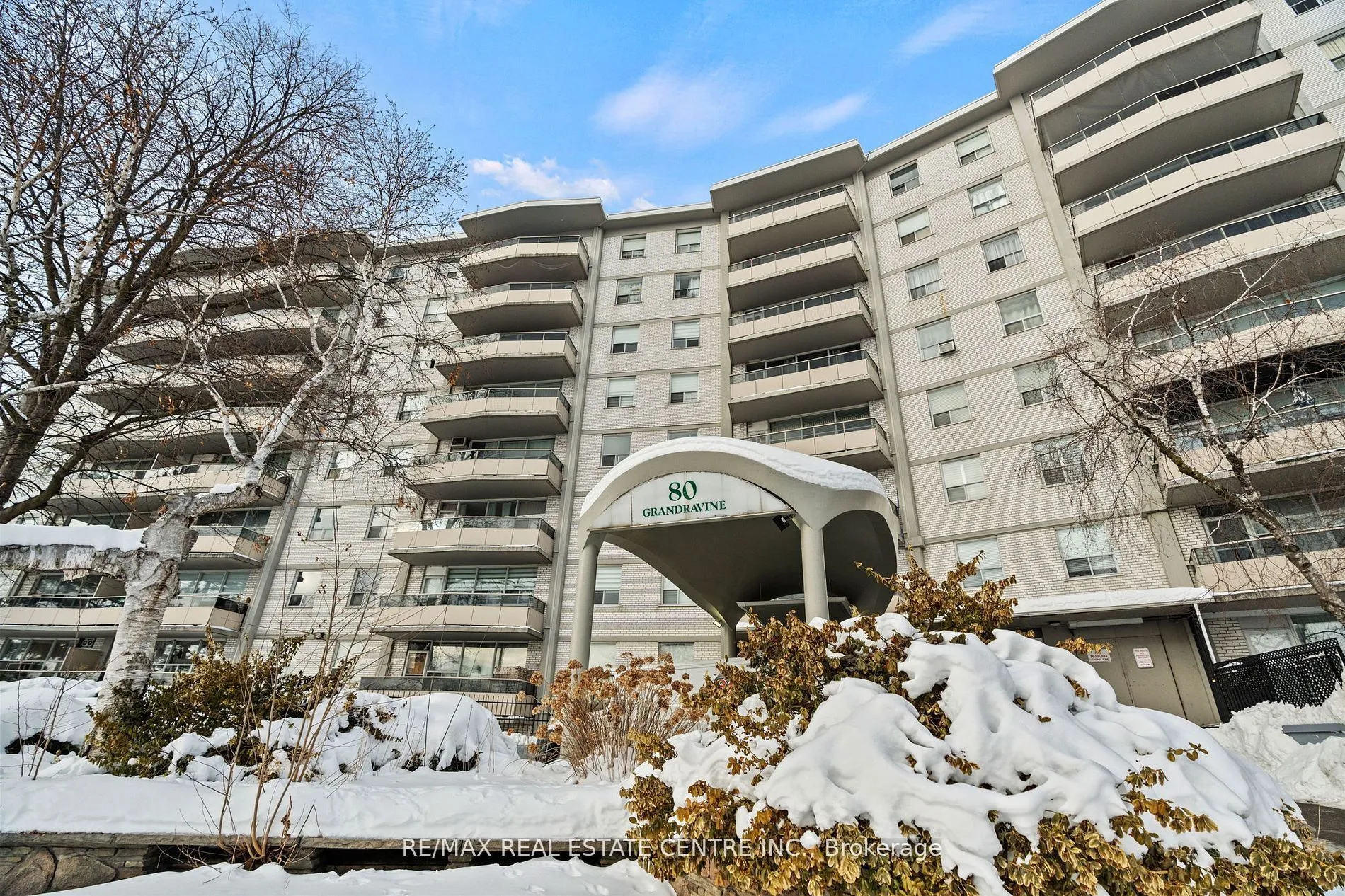 80 Grandravine Drive, Toronto, ON M3J 1B2