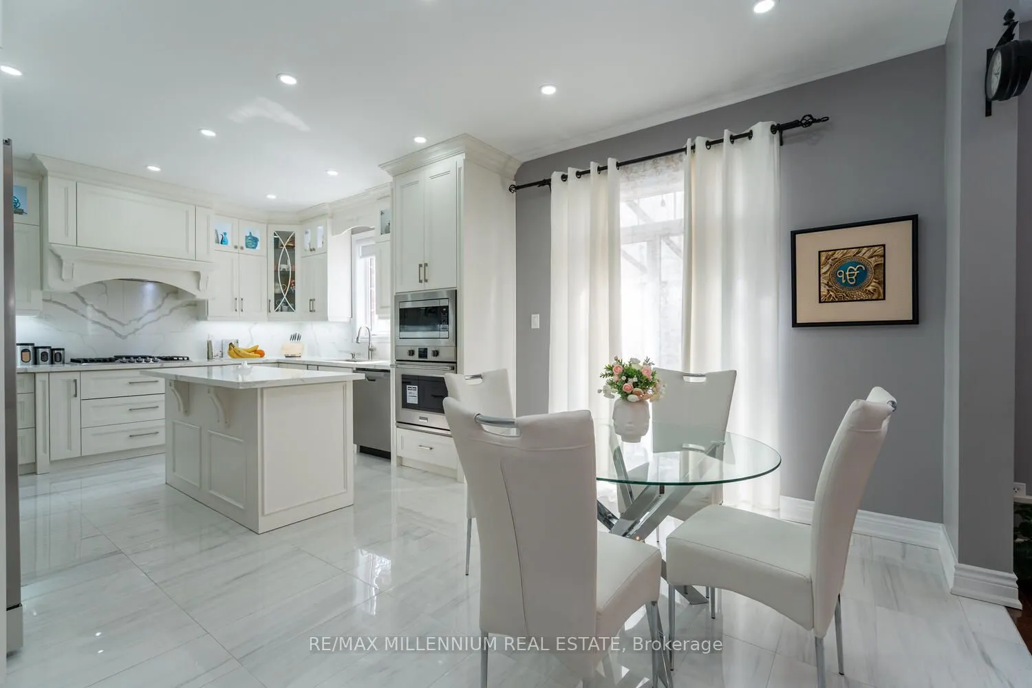 62 Dunvegan Crescent, Brampton, ON L7A 2Y2