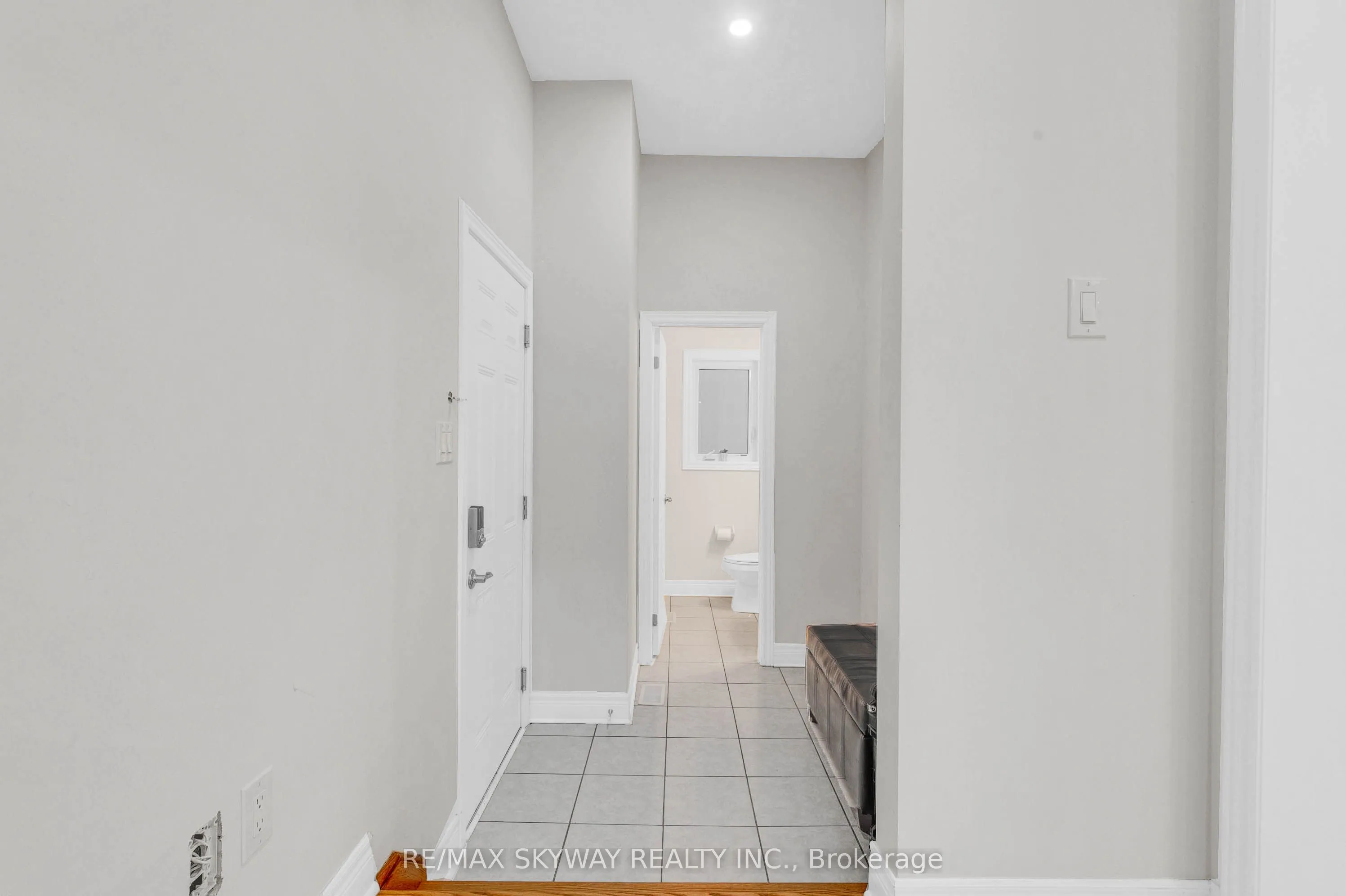 20 Branigan Crescent, Halton Hills, ON L7G 0N2