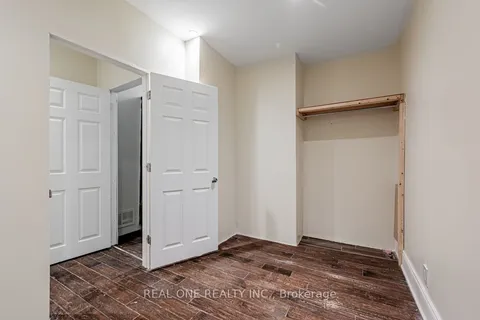 30 Herkley Drive, Brampton, ON L6V 2E8