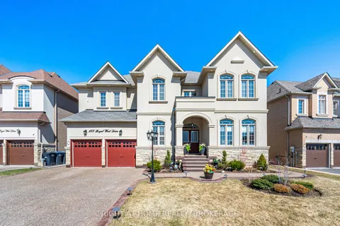 105 Royal West Drive, Brampton, ON L6X 0V6