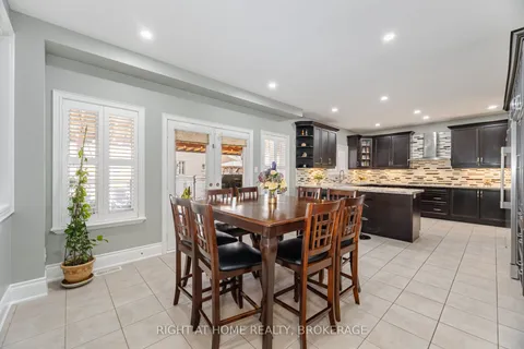 105 Royal West Drive, Brampton, ON L6X 0V6