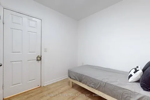 723 Dupont Street, Toronto, ON M6G 1Z5