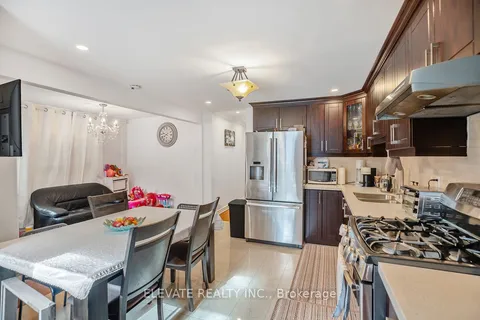 67 Lavender Road, Toronto, ON M6N 2B6