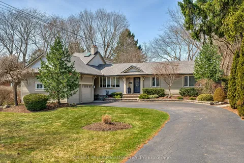 4391 Lakeshore Road, Burlington, ON L7L 1B3