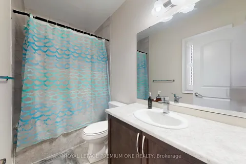 52 Daisy Meadow Crescent, Caledon, ON L7C 4G3