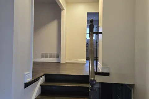 2380 Bridge Road, Oakville, ON L6L 2G6