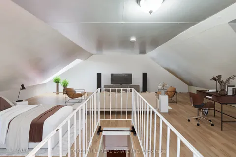 23 Lansdowne Avenue, Toronto, ON M6K 2V7