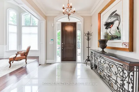 1857 Ivygate Court, Mississauga, ON L5L 0A8