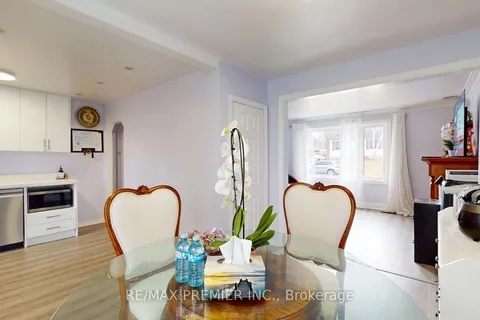 58 Lovilla Boulevard, Toronto, ON M9M 1C5