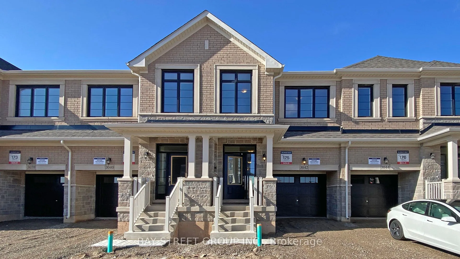 3042 Robert Lamb Boulevard, Oakville, ON L6H 7H5