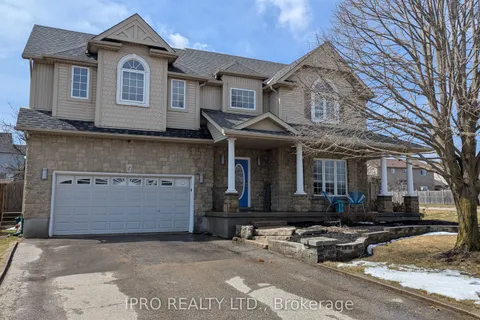 2 Redfern Street, Orangeville, ON L9W 5C8