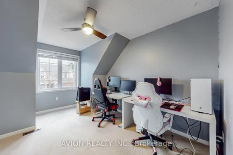 929 Bessy Trail, Milton, ON L9T 0H2