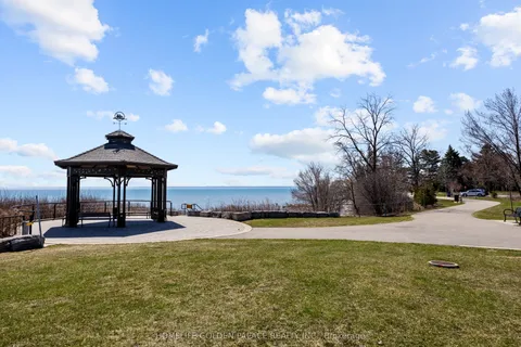 435 Melores Drive, Burlington, ON L7L 4V3