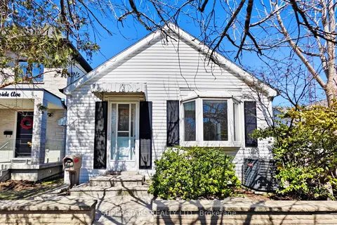 156 Hillside Avenue, Toronto, ON M8V 1T4