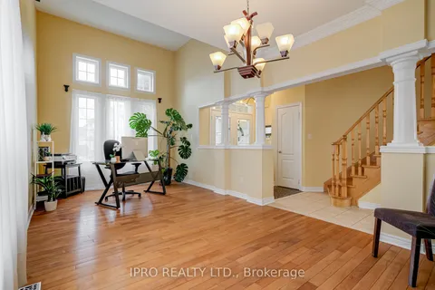 37 Donherb Crescent, Caledon, ON L7C 1E4