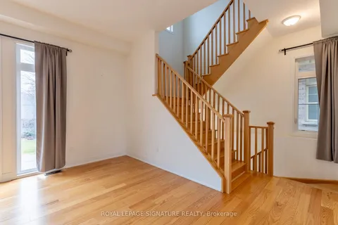 2093 Primate Road, Mississauga, ON L4Y 0H2