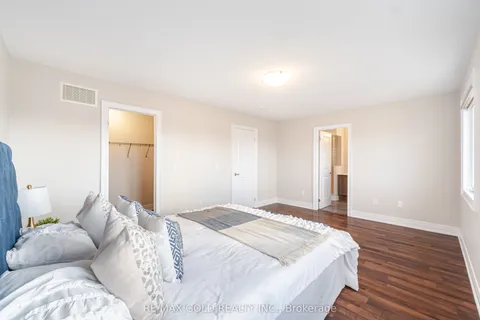14 Folgate Crescent, Brampton, ON L6R 0B3