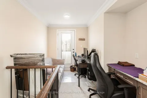 266 Harold Dent Trail, Oakville, ON L6M 1S1