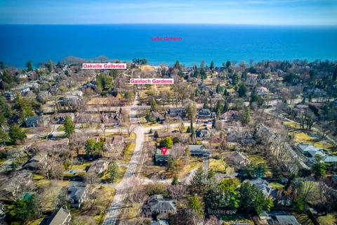 134 Abbey Court, Oakville, ON L6J 4L1