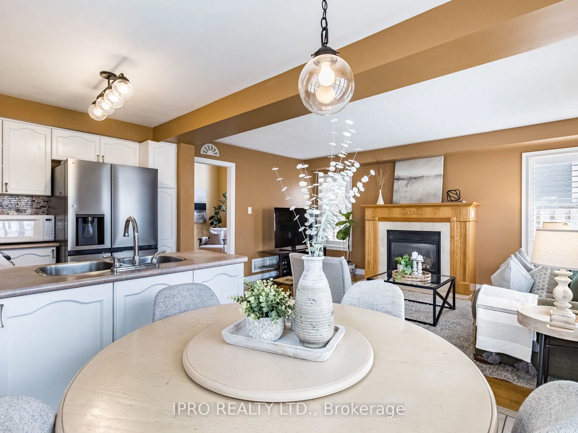 329 Ellwood Drive, Caledon, ON L7E 2G9