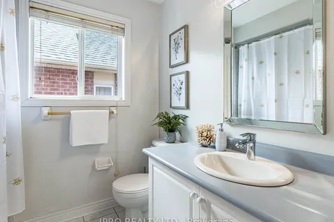 329 Ellwood Drive, Caledon, ON L7E 2G9