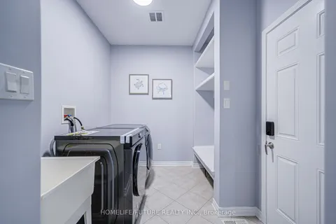342 Laundon Terrace, Milton, ON L9T 7N9