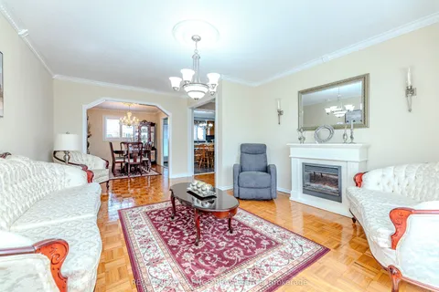 24 Linkdale Road, Brampton, ON L6V 2Y4