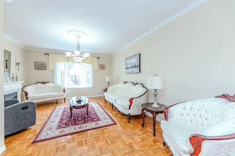 24 Linkdale Road, Brampton, ON L6V 2Y4