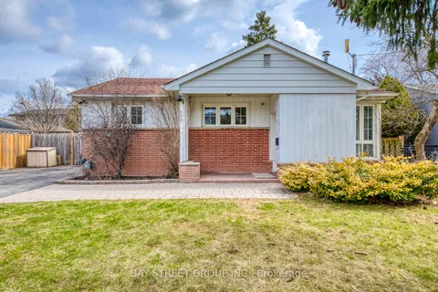 445 Samford Place, Oakville, ON L6L 4E7