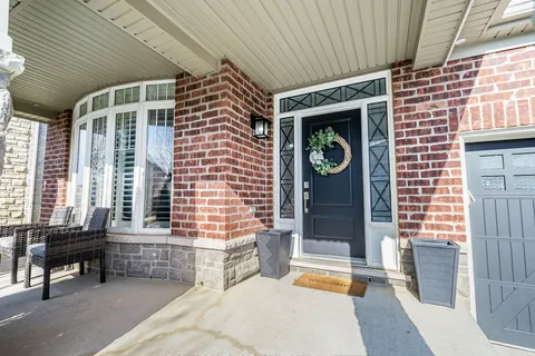 235 Learmont Avenue, Caledon, ON L7C 3W6