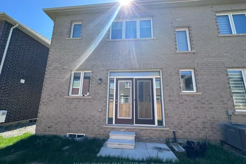 1564 Moira Crescent, Milton, ON L9E 1Y1