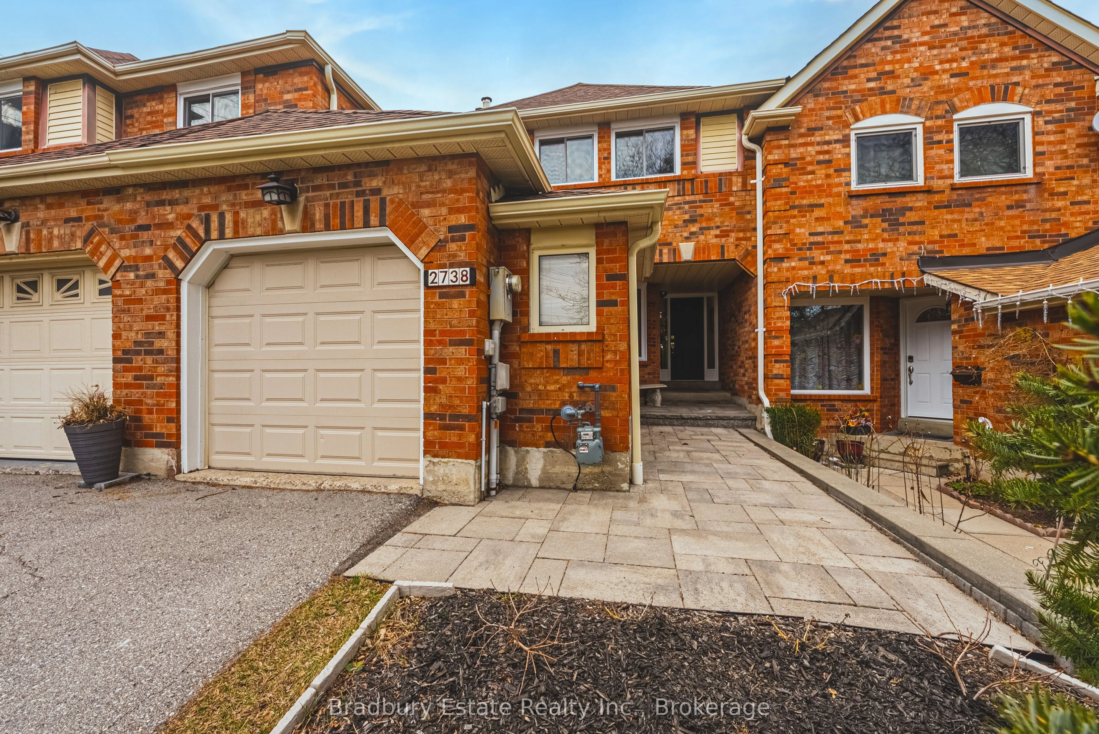 2738 Lindholm Crescent, Mississauga, ON L5M 4S4