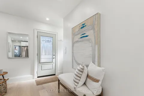 96 Third Street, Toronto, ON M8V 2X9